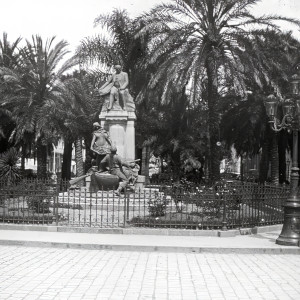 Bône, monument J. Bertagna (S)