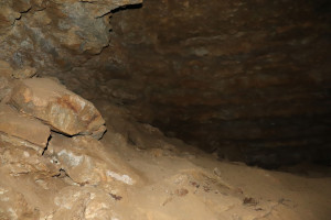 Pierre la Treiche, grotte - 8879 (I)