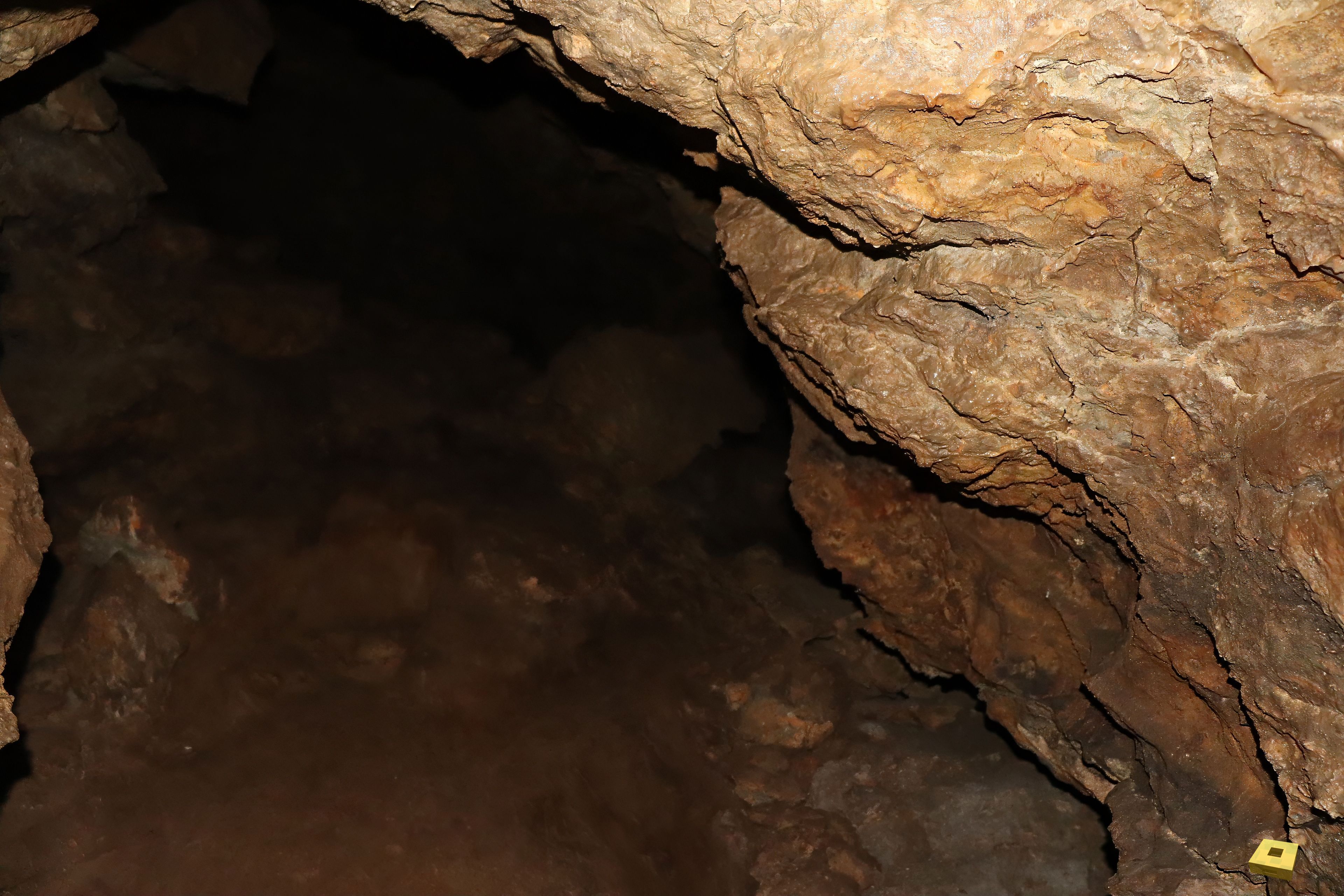 Pierre la Treiche, grotte - 8937 (I)