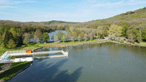 Lacs folie, swimming pool (S)