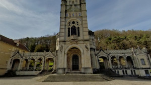 Domrémy, basilique - extérieur (a)