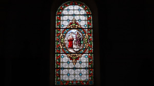 Aillianville, church - stained glass (I)