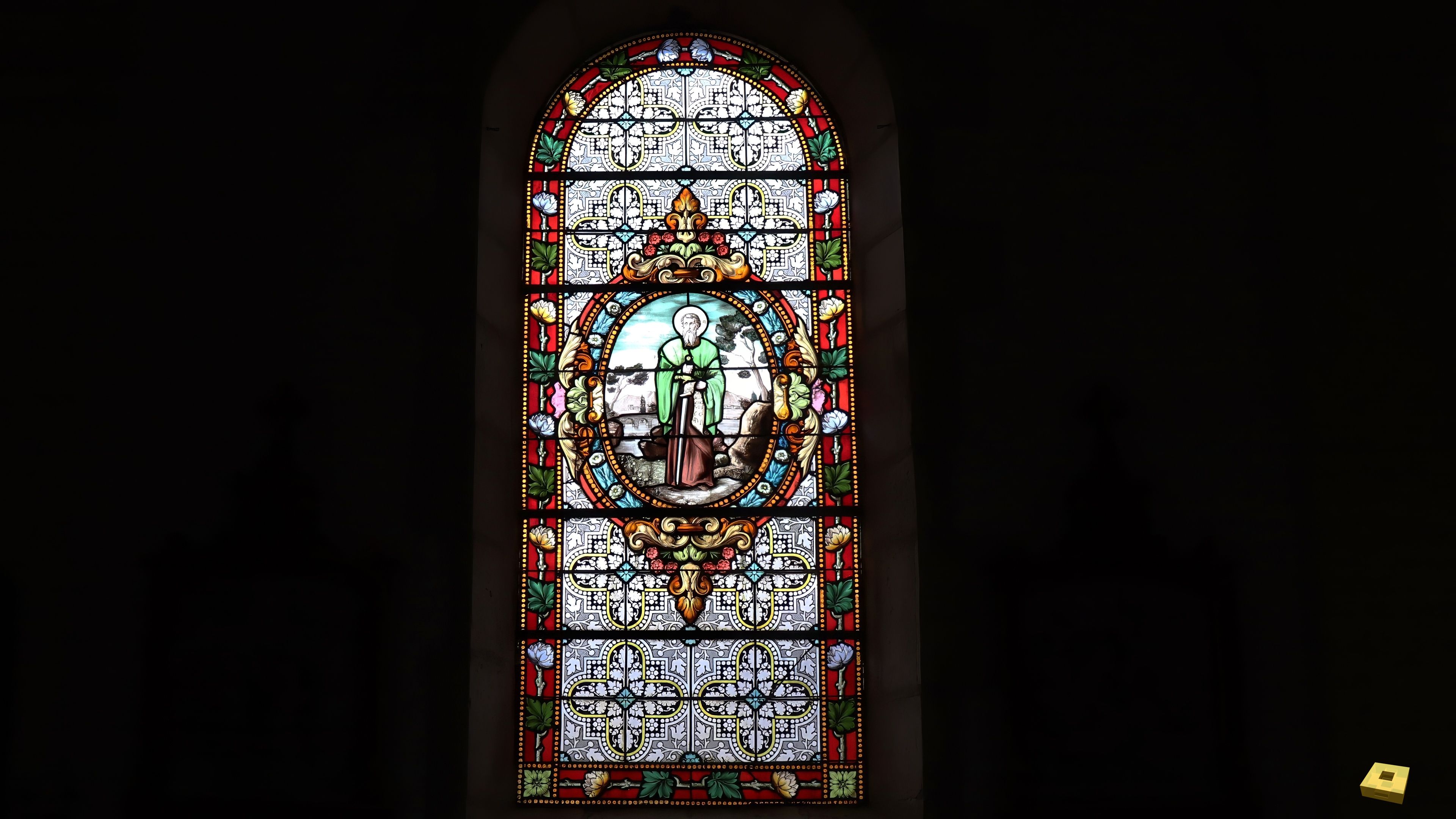 Aillianville, Kirche - Buntglasfenster (I)