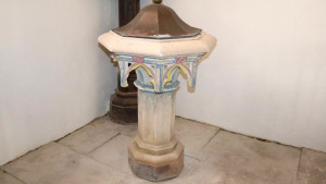 Aillianville, church - baptismal font (S)