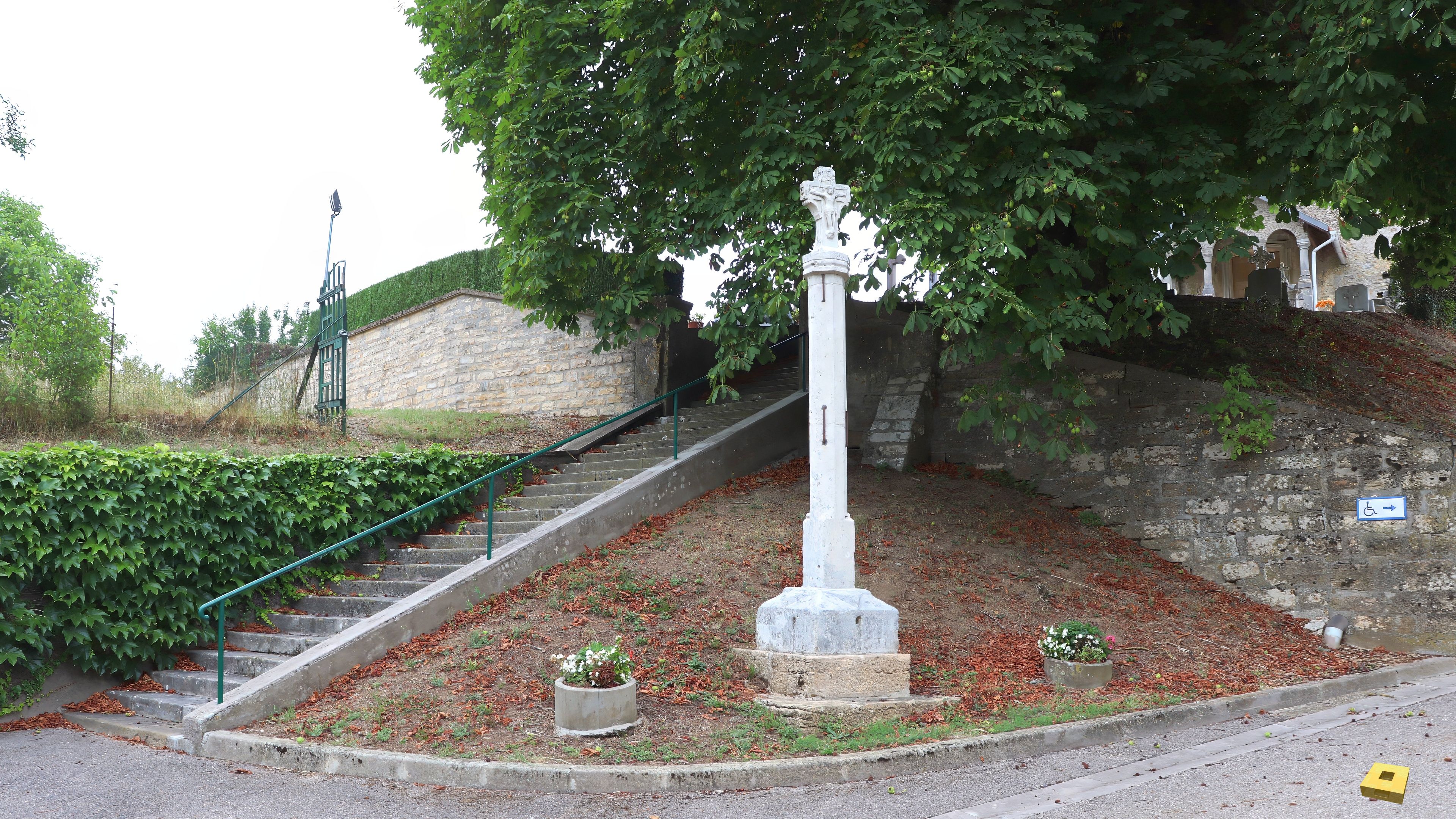 Aouze, Calvary (I)