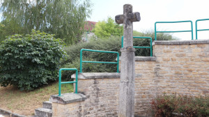 Auzainvilliers, Calvary (S)