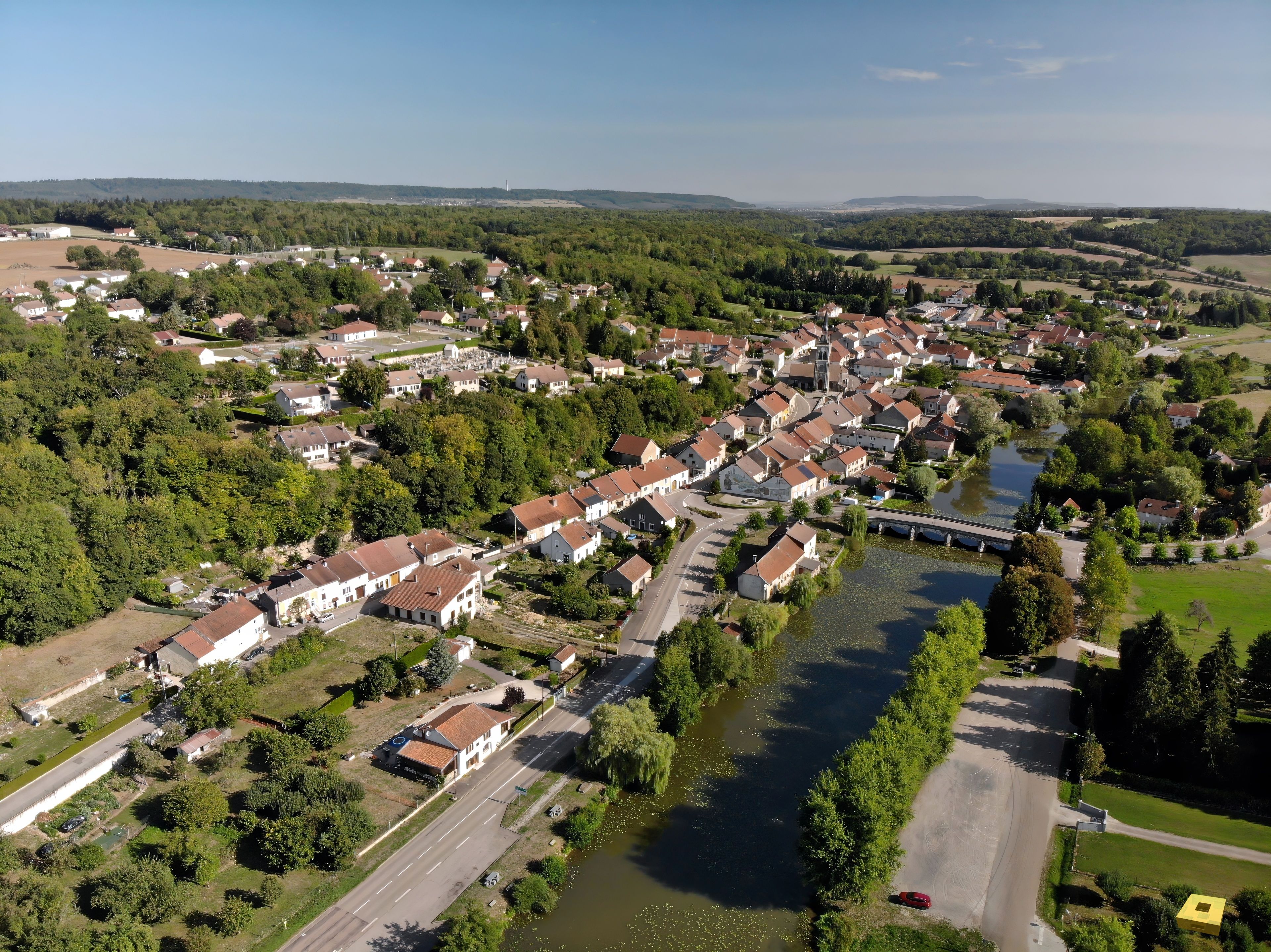 Bazoilles, vue générale (I)