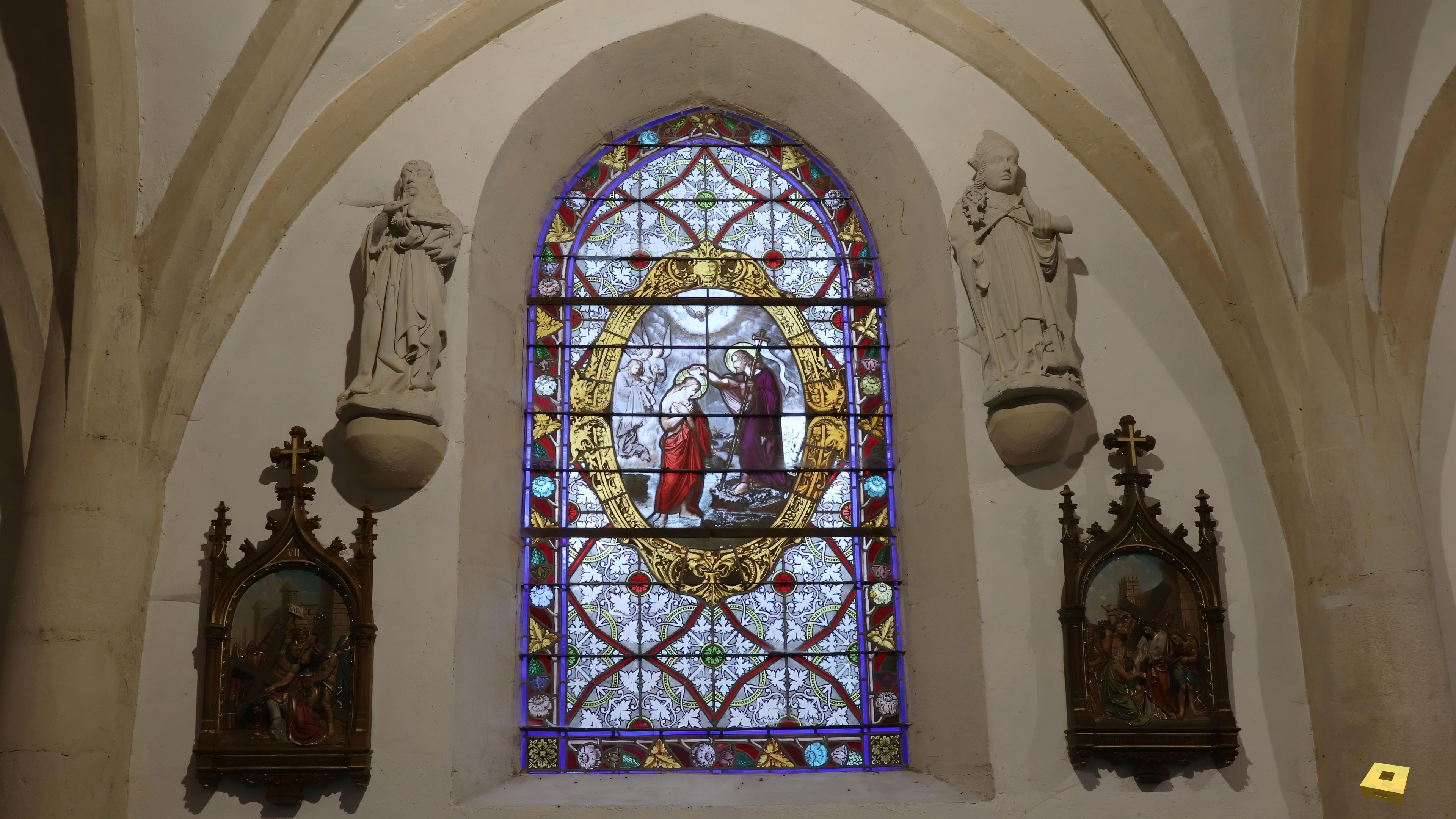 Bazoilles, Kirche - Buntglasfenster (I)