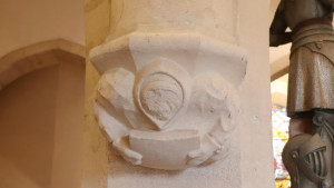 Bazoilles, Kirche - Lampensockel (S)