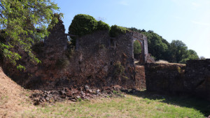Beaufremont, Stadtmauern (S)