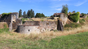 Beaufremont, Stadtmauern (S)
