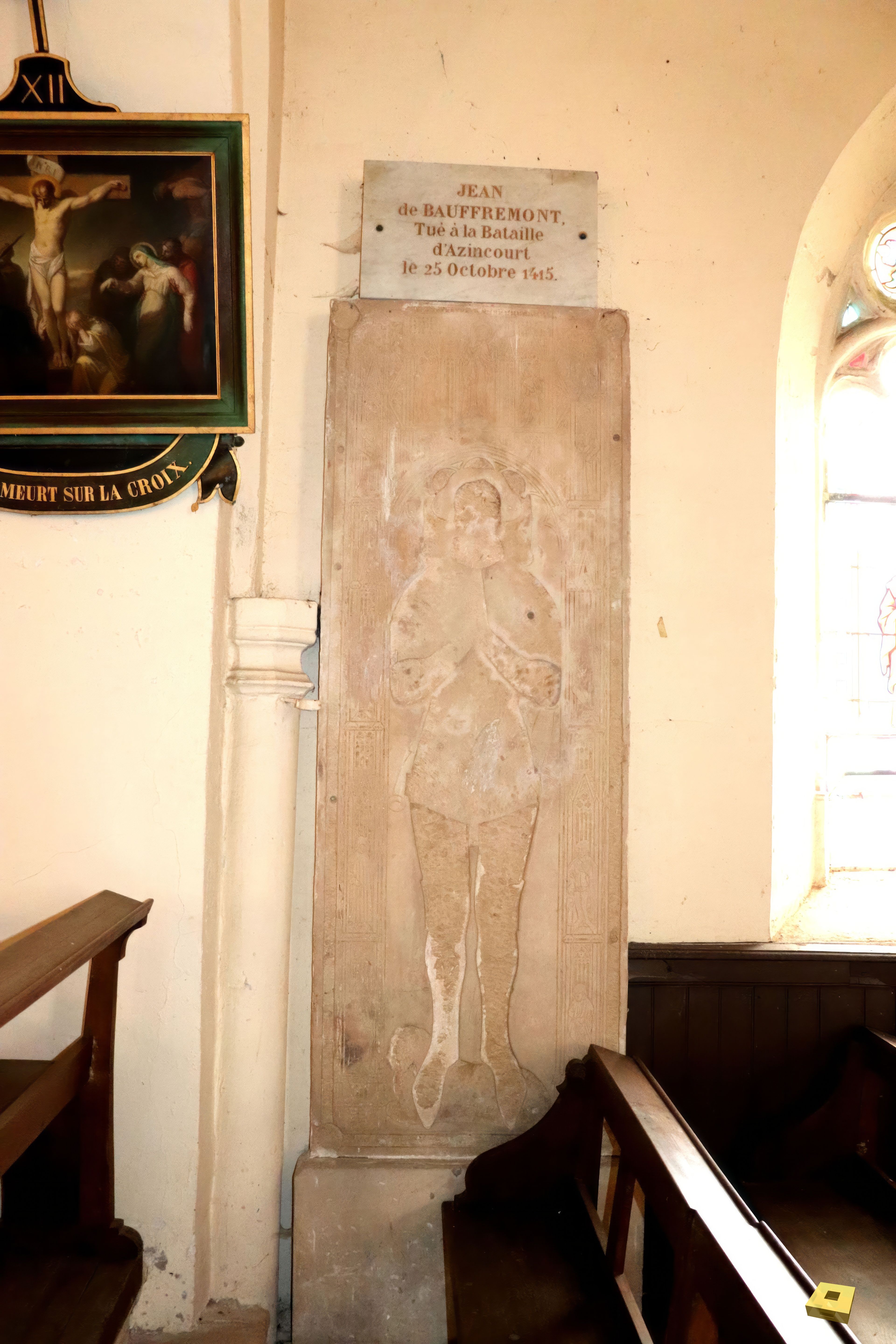 Beaufremont, Kirche - Grabstein (I)
