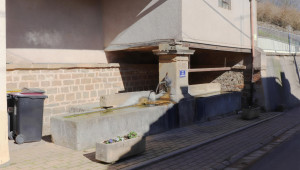 Beuvezin, fountain (S)
