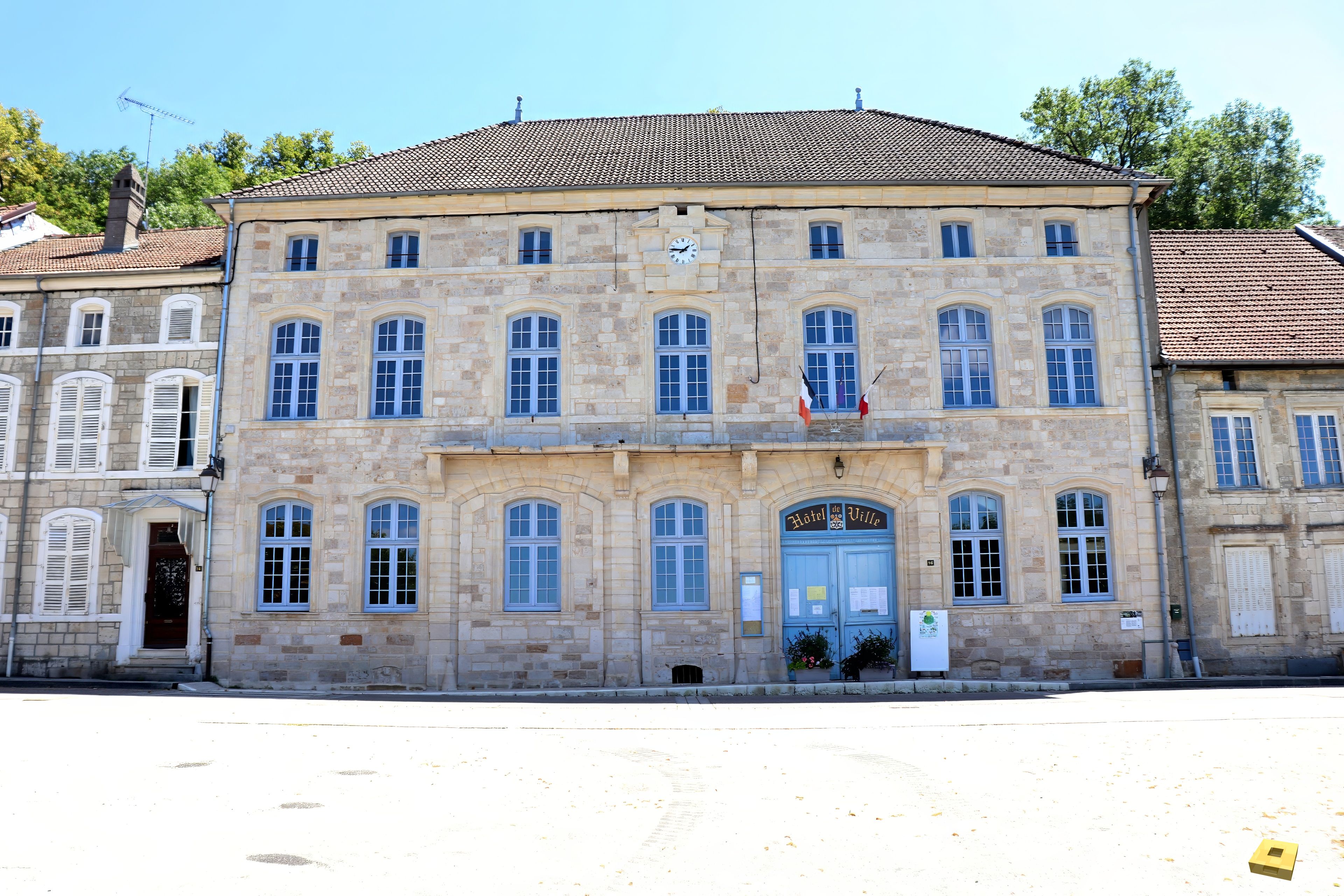 Bourmont, mairie (I)