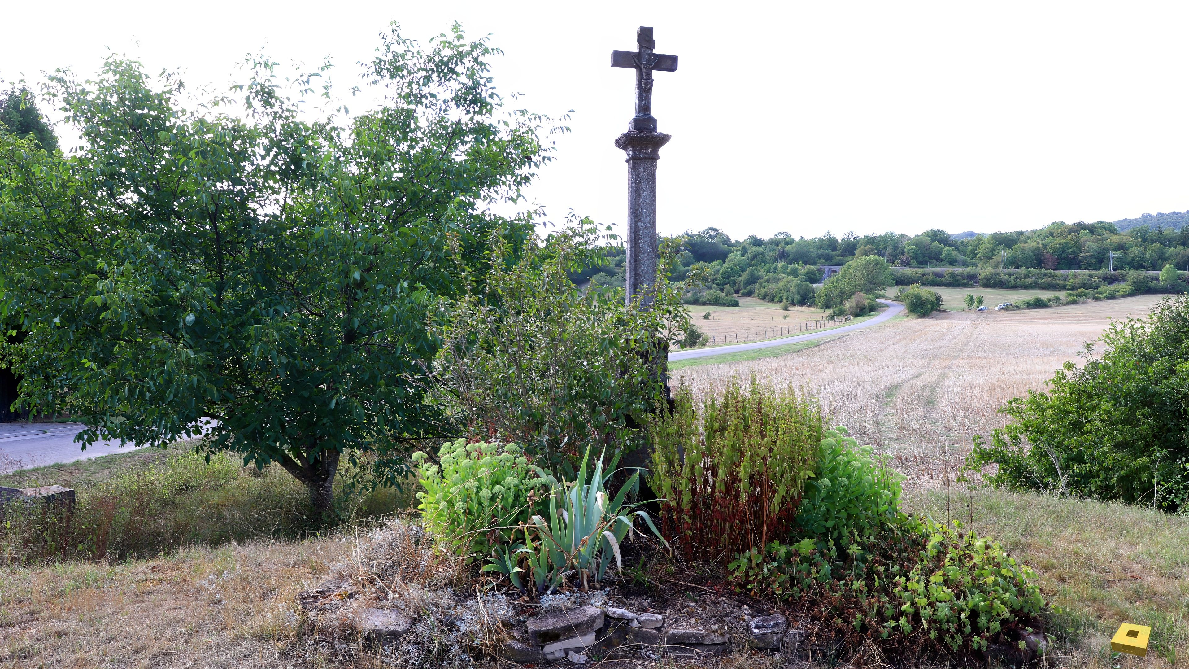 Brancourt, calvaire (I)