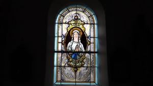 Brixey, Kirche - Buntglasfenster (I)