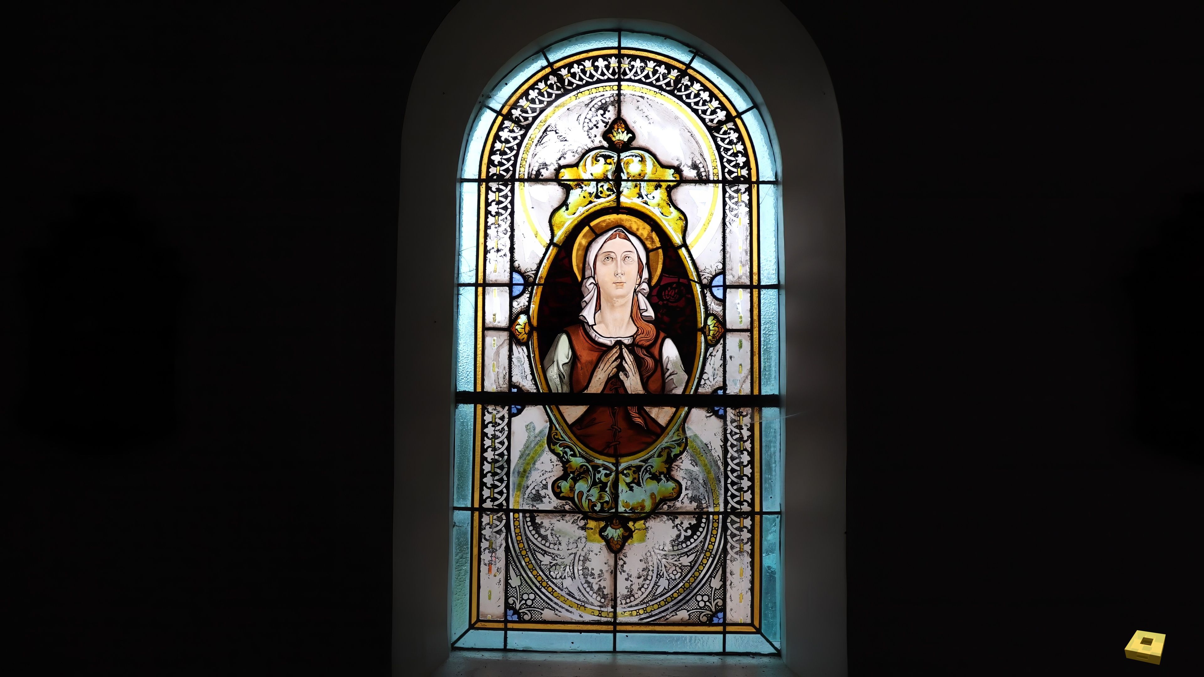 Brixey, church - stained glass window (I)