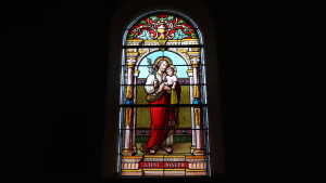 Circourt, Kirche - Buntglasfenster (I)