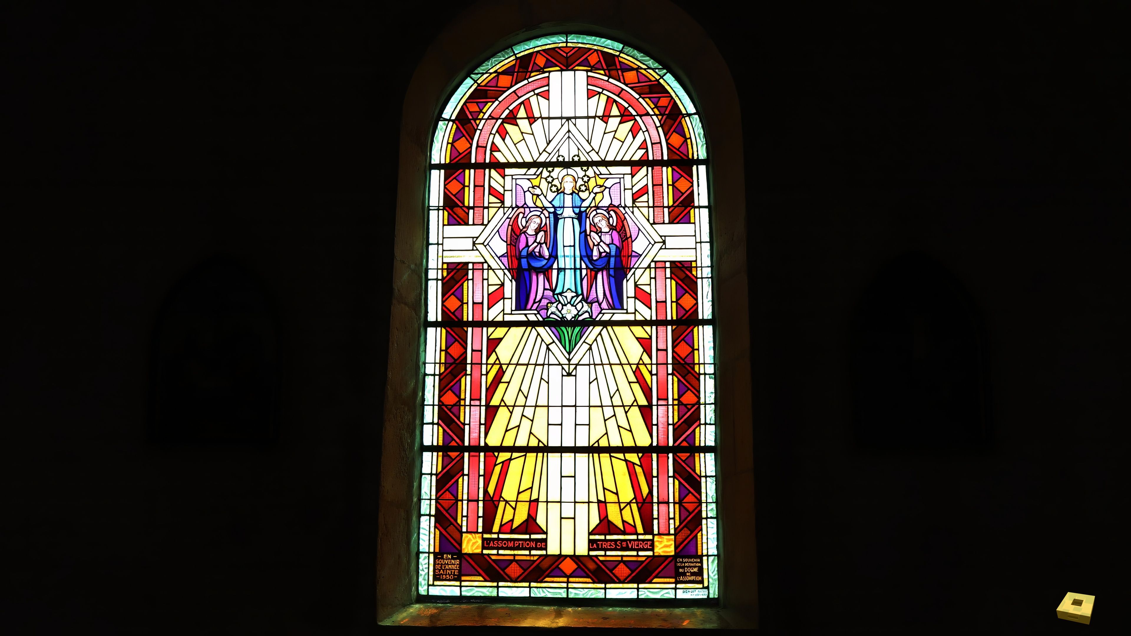 Dommartin, church - stained glass window (I)