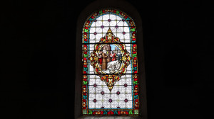 Dommartin, église - vitrail (I)