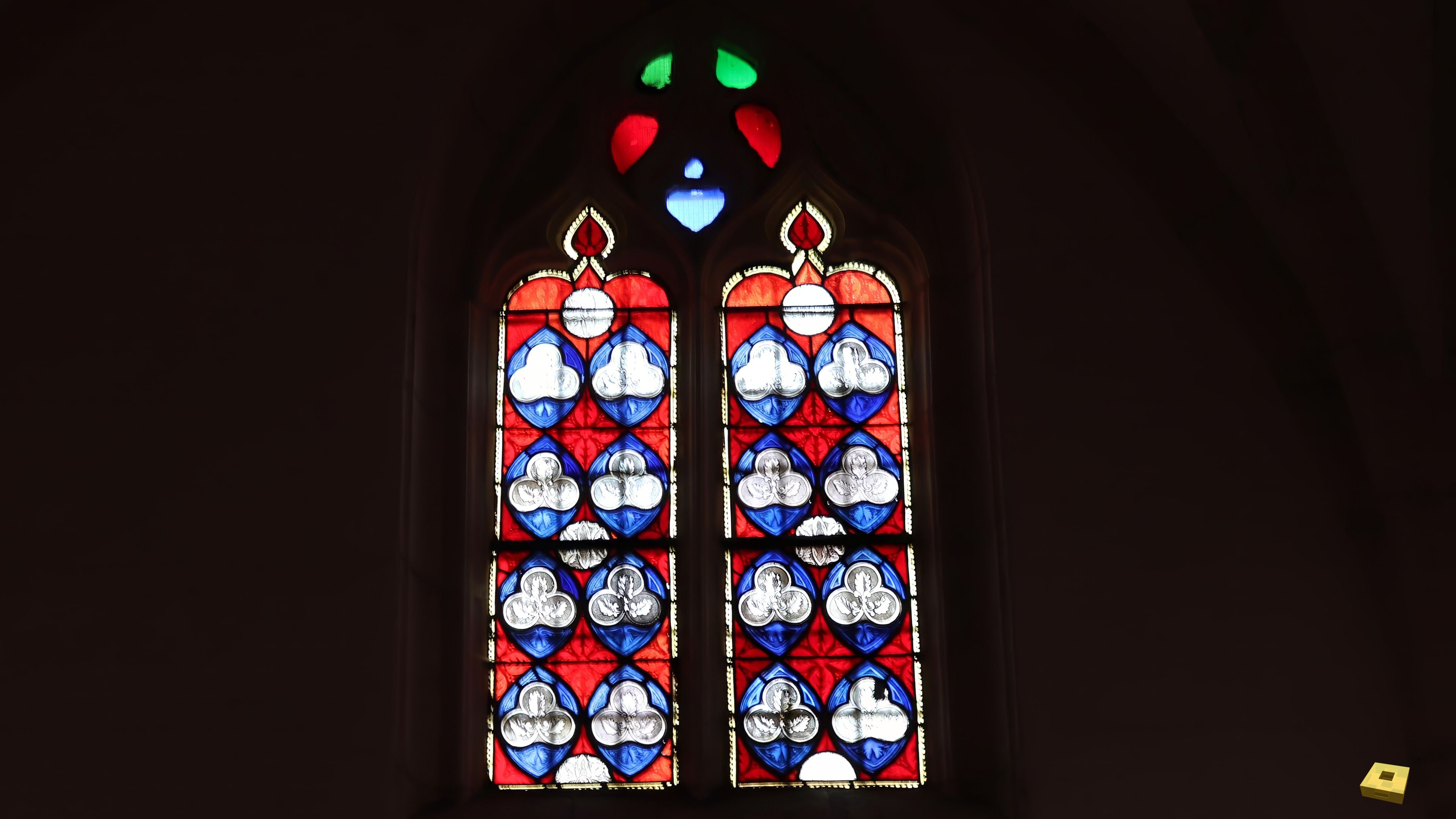 Dommartin, church - stained glass window (I)