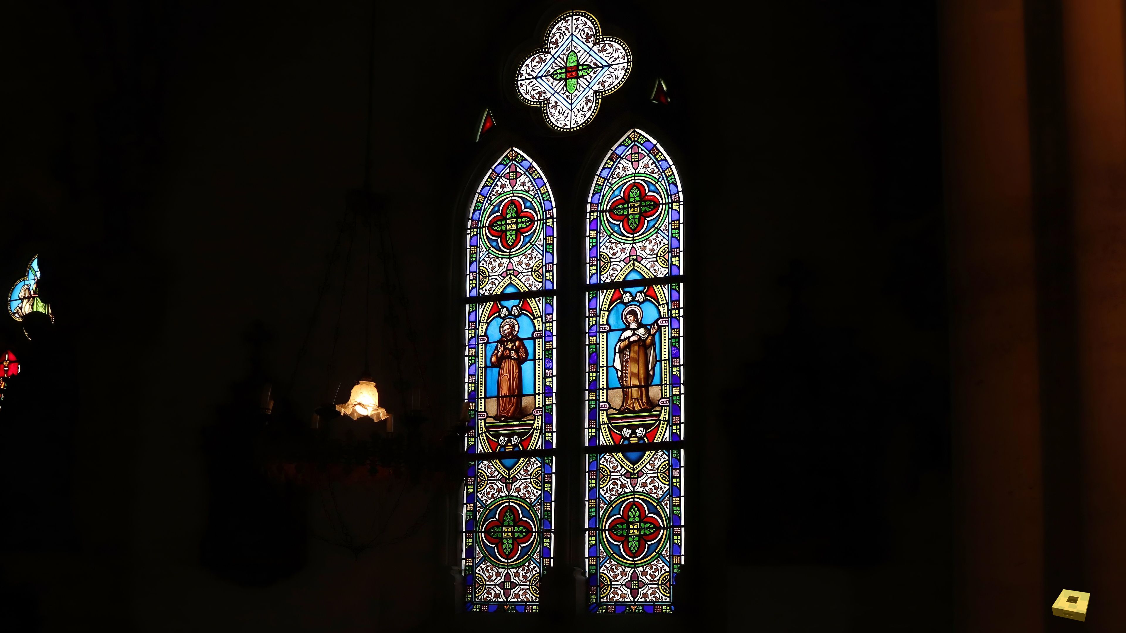 Gendreville, Kirche - Buntglasfenster (I)