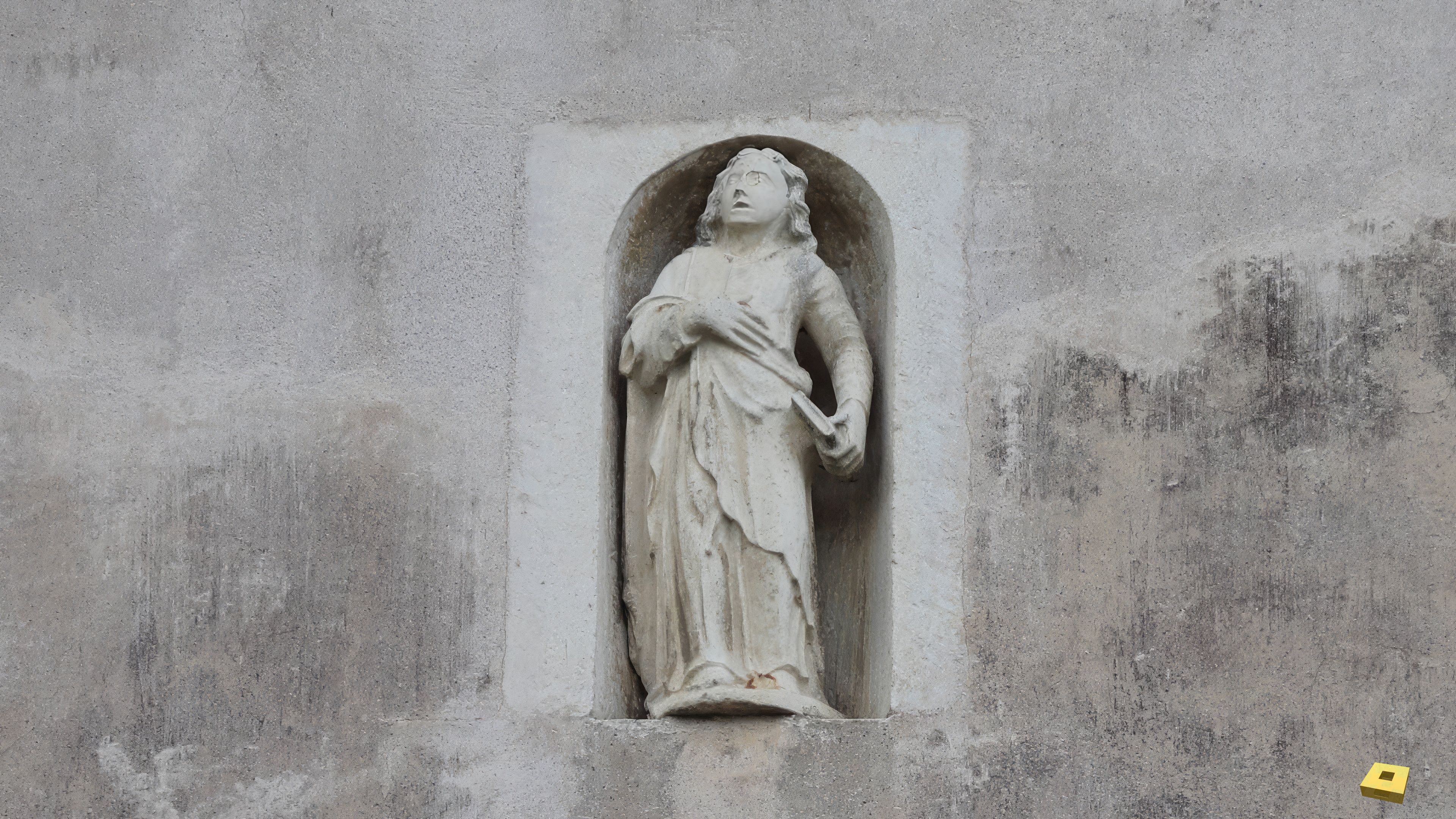 Harchéchamp, statue (I)