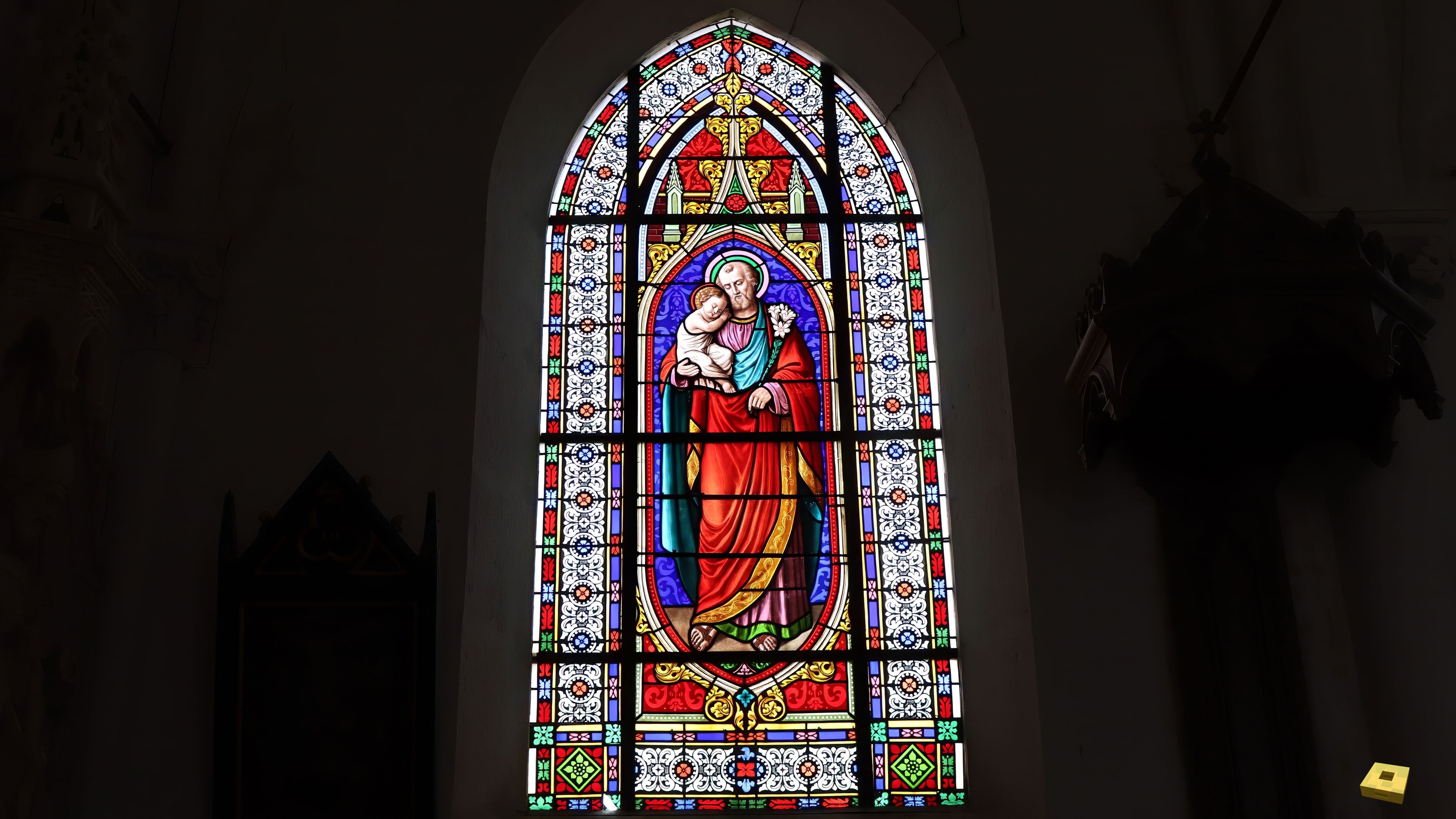 Houéville, église - vitrail (I)