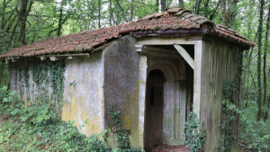 Jainvilotte, chapel in the woods (S)