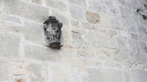 Jainvilotte, bas-relief (S)