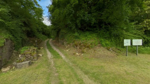 La Mothe, entrance (P)