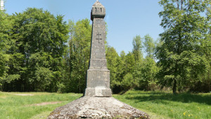 La Mothe, the memorial (P)