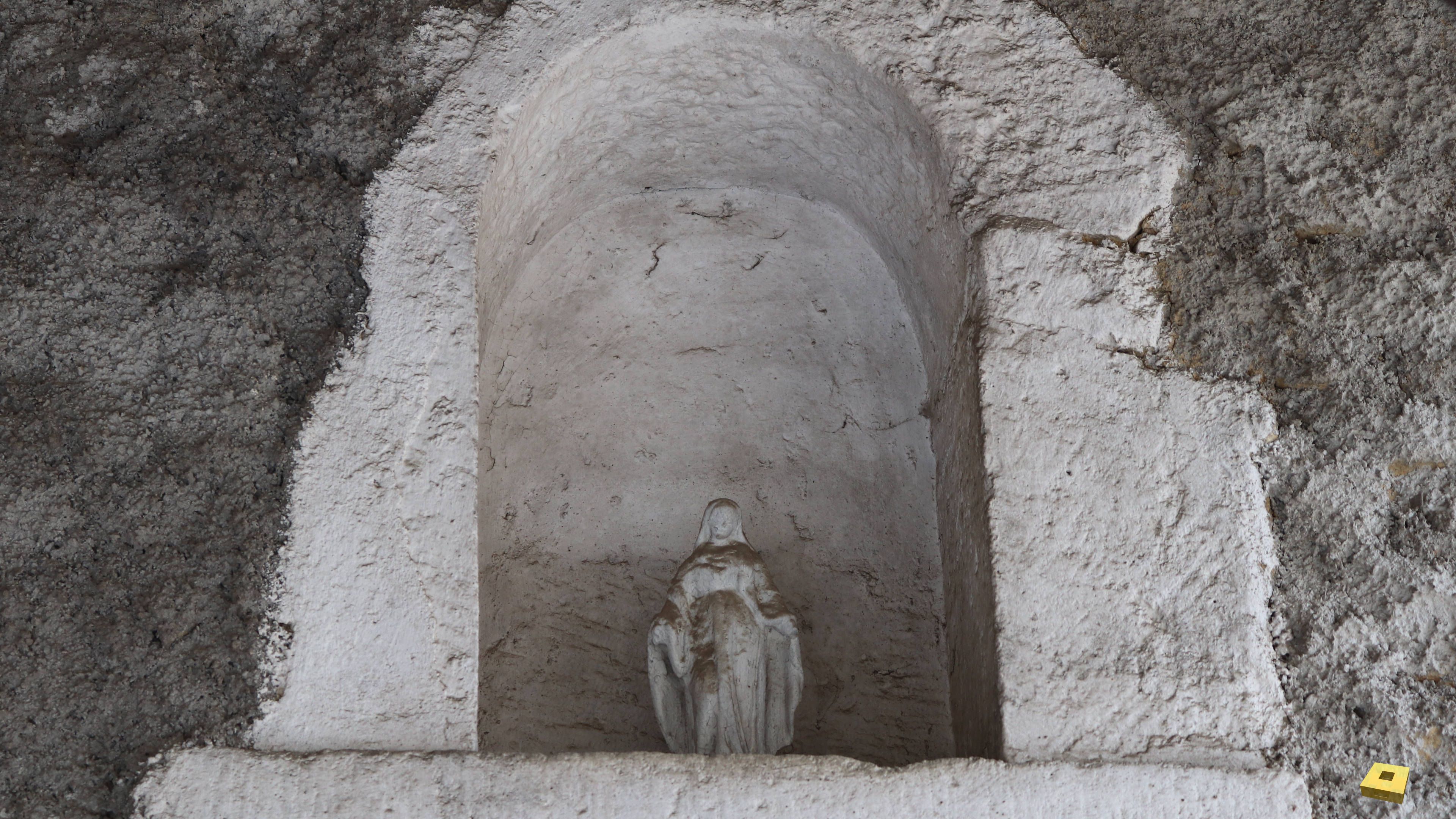 Landaville, bas-relief (I)