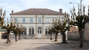 Liffol le Grand, Schule (S)
