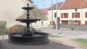 Liffol-le-Grand, Brunnen (S)