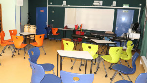 Liffol, salle de musique (S)