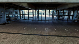 Liffol, covered courtyard (P)