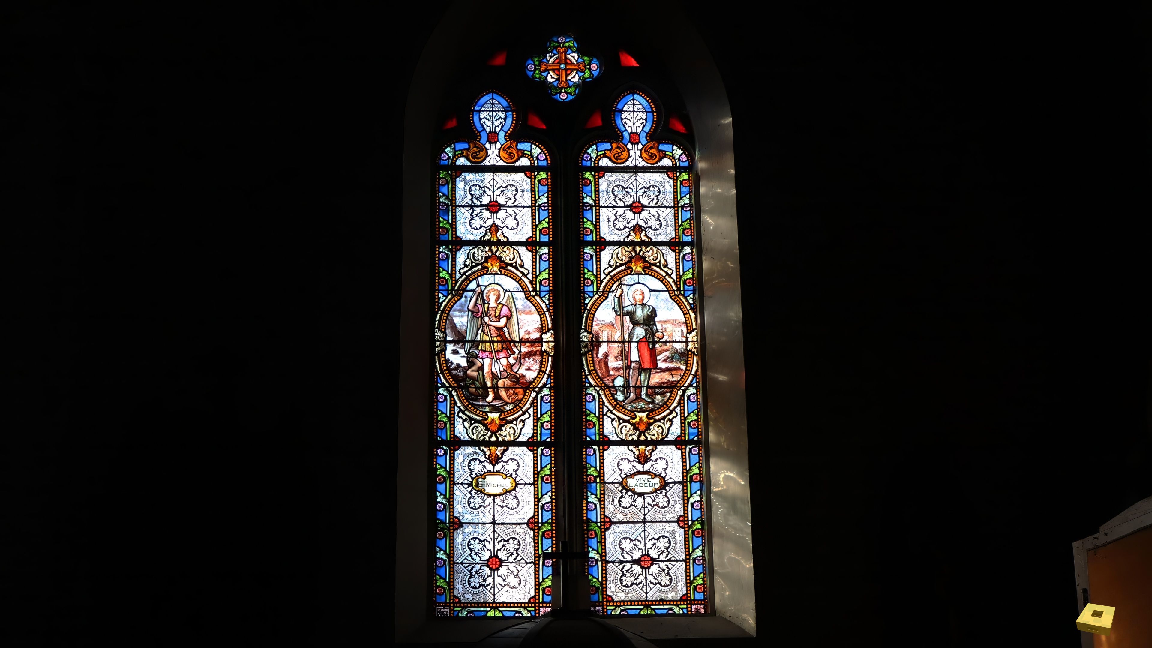 Liffol, Kirche - Buntglasfenster (I)