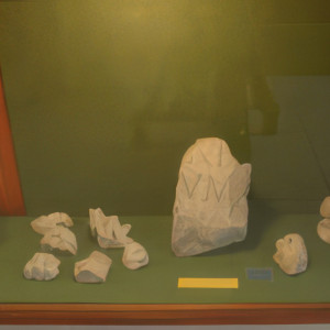 Liffol, museum, monument fragments (S)
