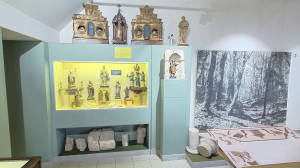 Liffol, museum - floor (P)