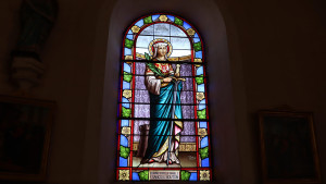 Longchamp, church - stained glass (I)
