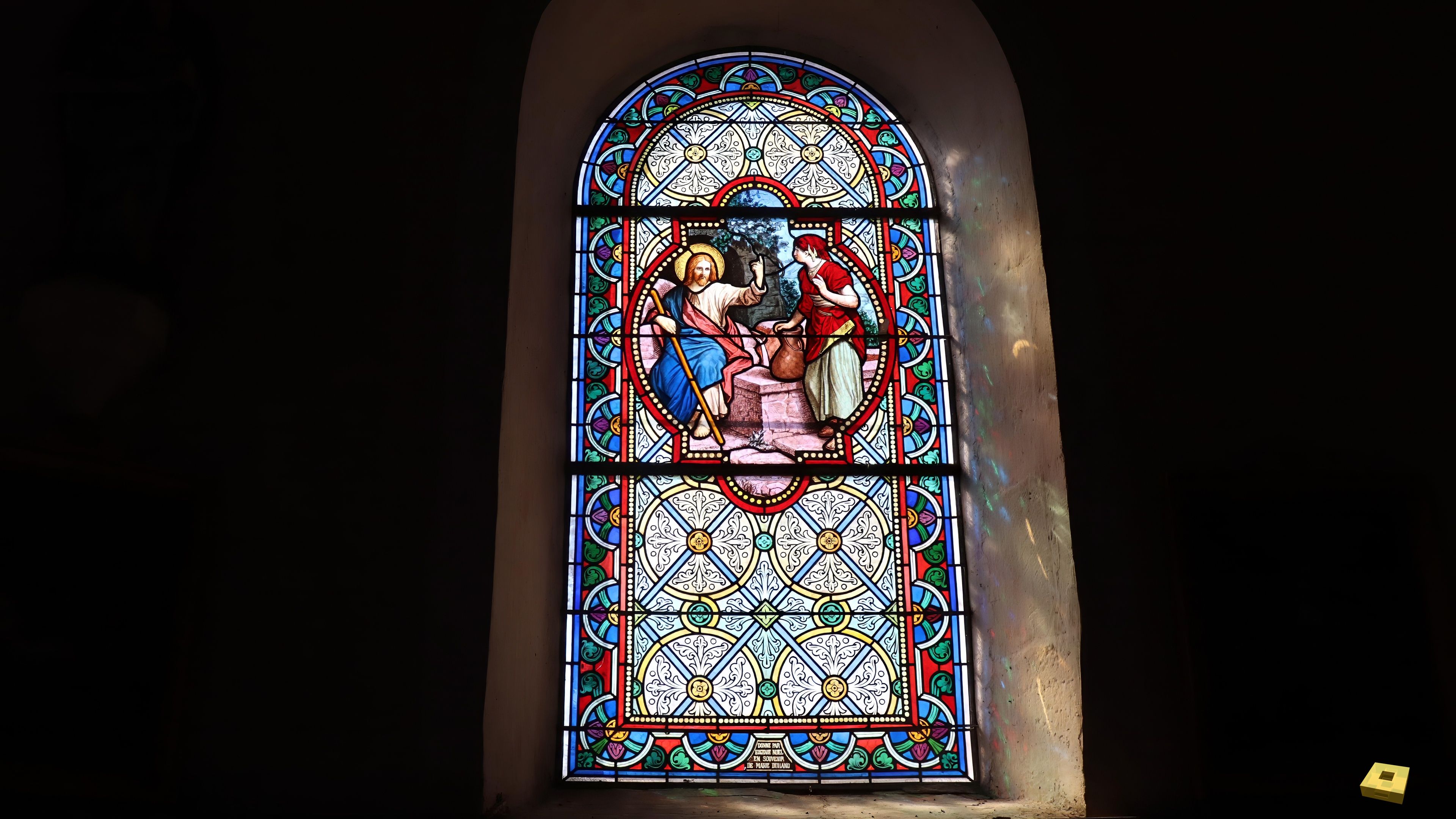 Longchamp, church - stained glass (I)