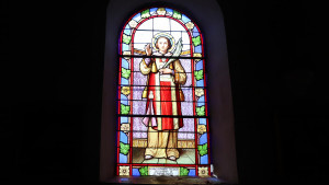 Longchamp, church - stained glass (I)