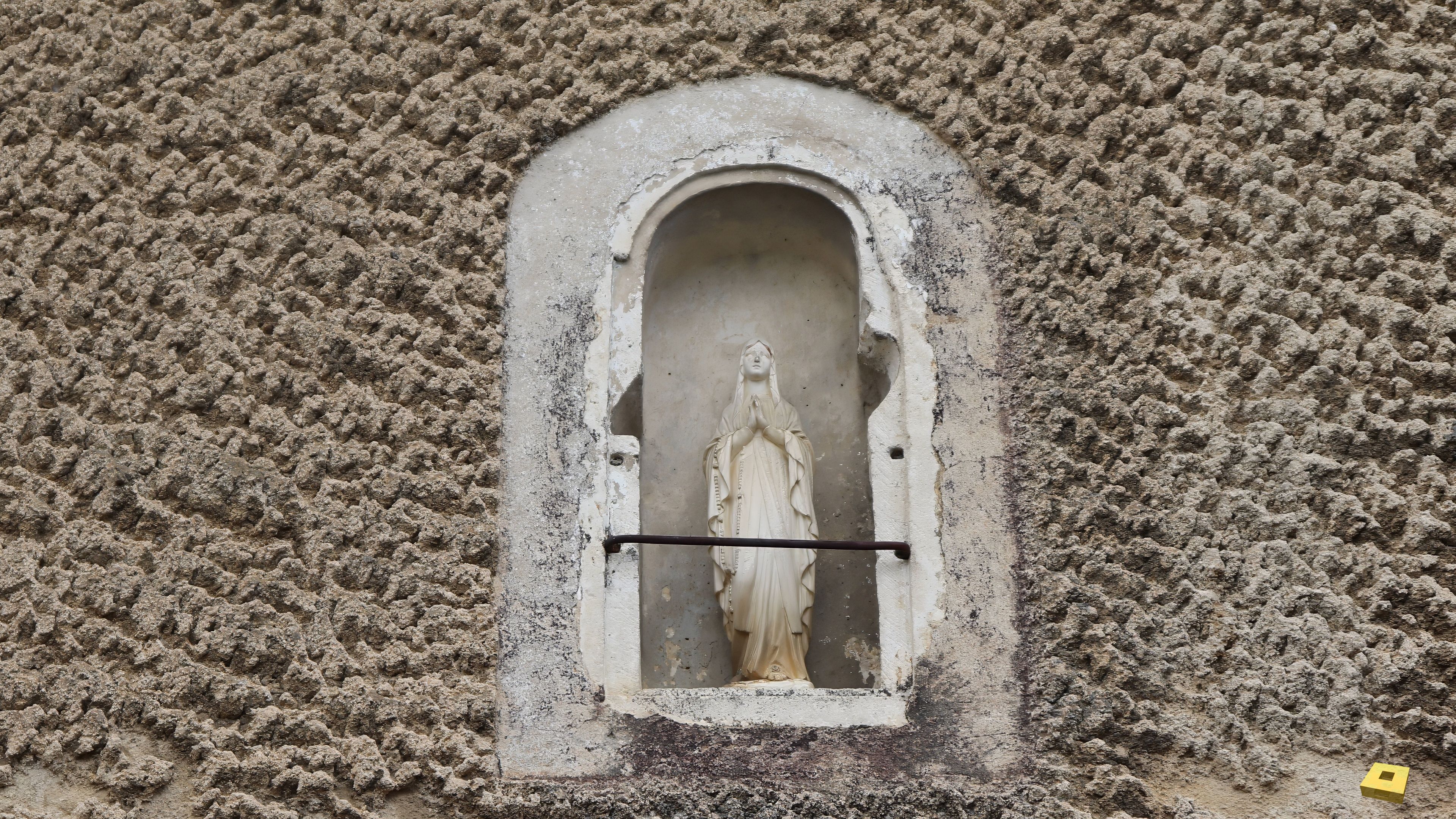 Malaincourt, Virgin (I)