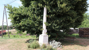Gouécourt, calvary (S)