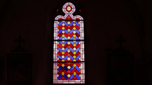 Moncel, église - vitrail (I)