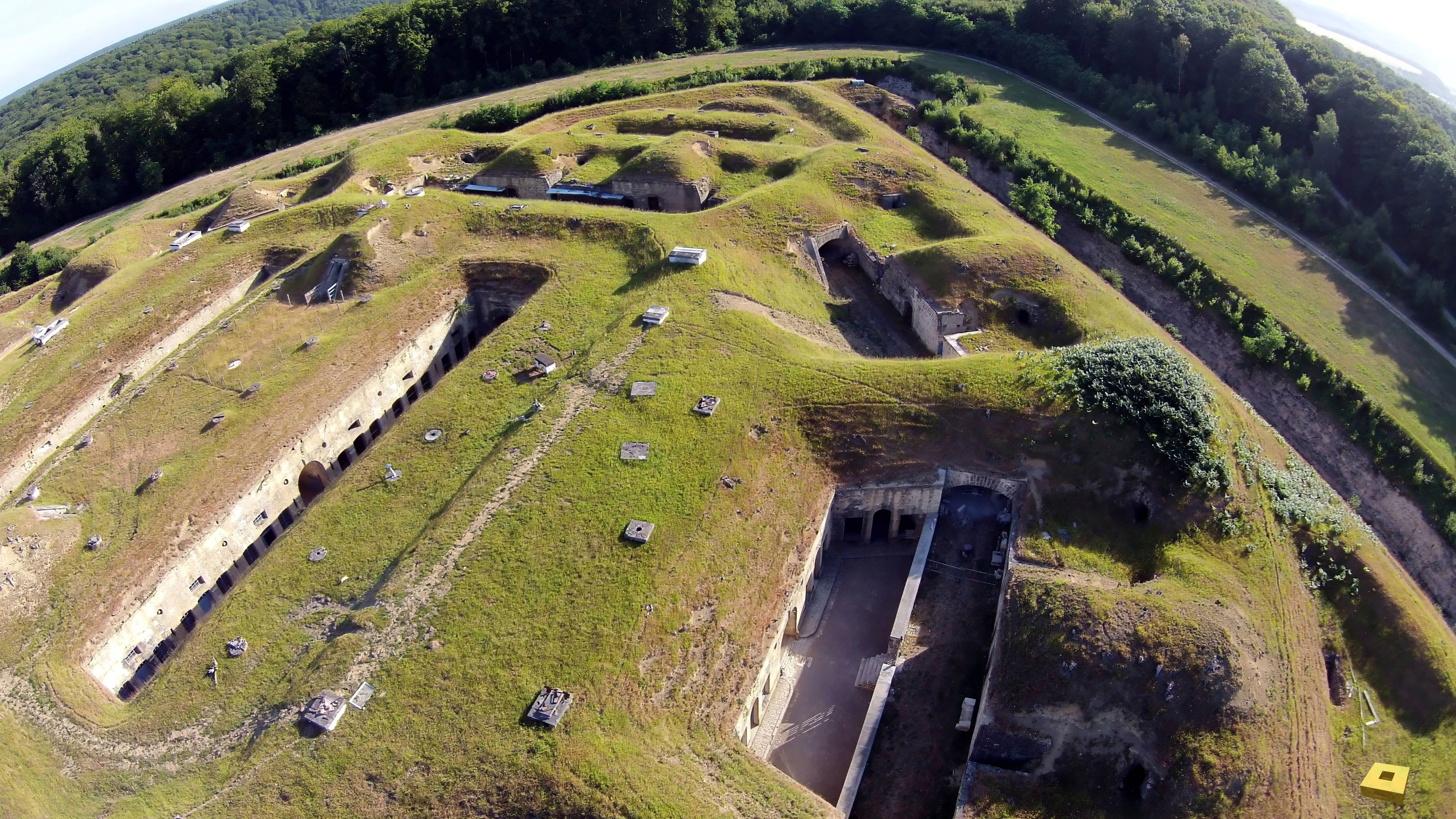 Fort-Bourlémont, les dessus (I)