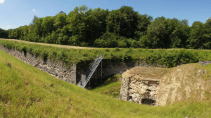 Fort-Bourlémont, large caponier ditch (P)