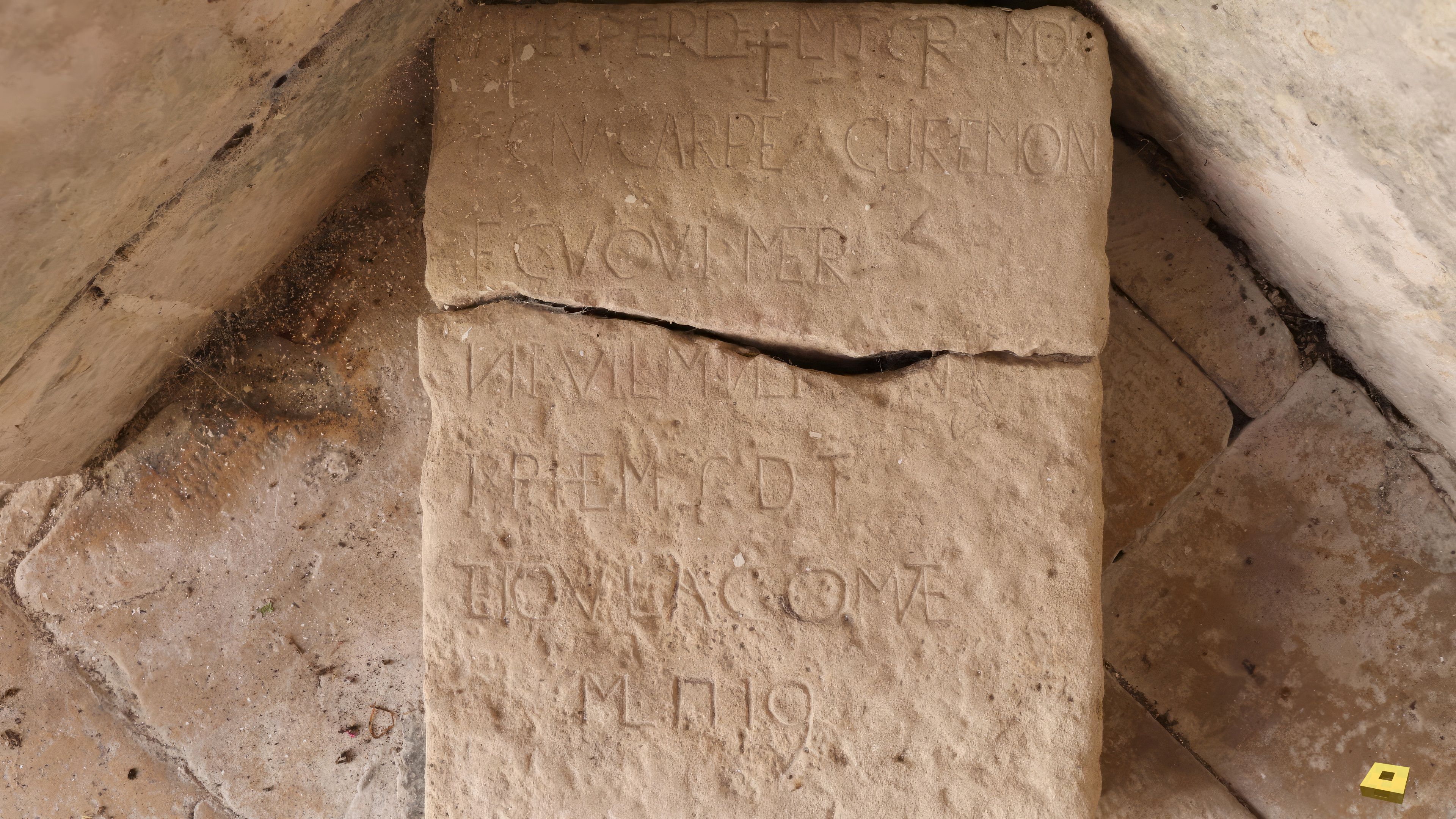 Mont, church - tombstone (I)