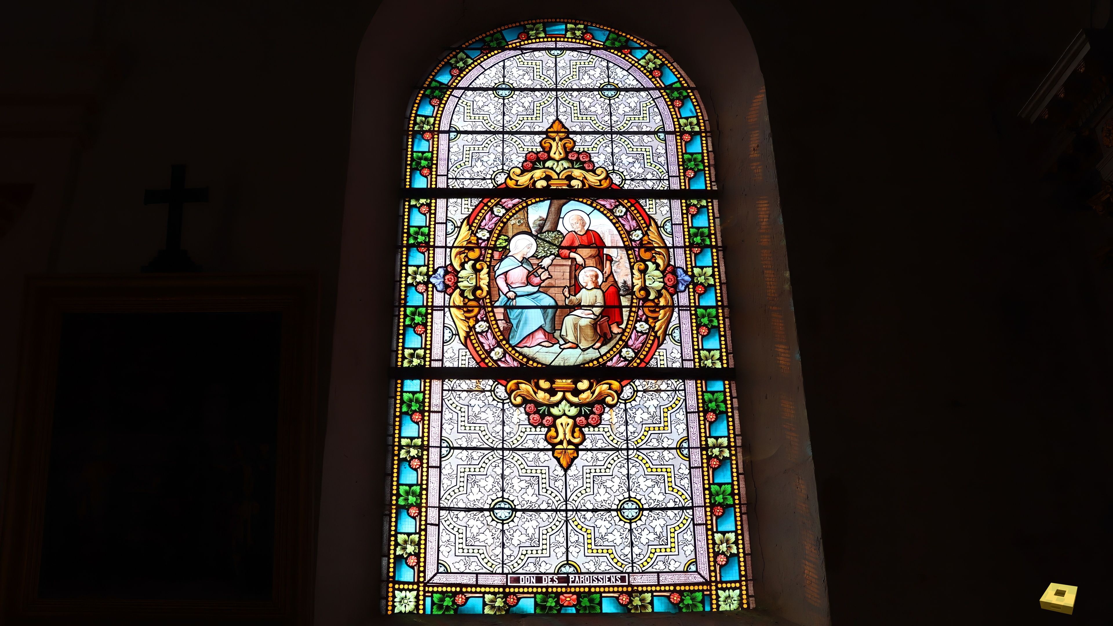 Mont, church - stained glass 4 (I)
